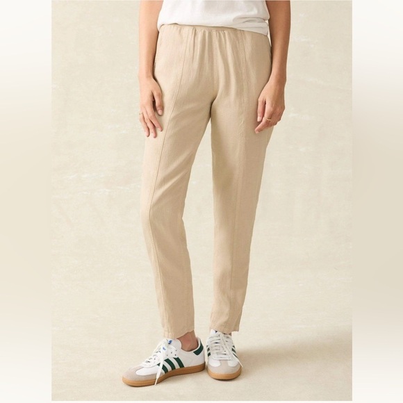 Faherty Arlie Linen Blend Pants in Safari - Picture 2 of 12